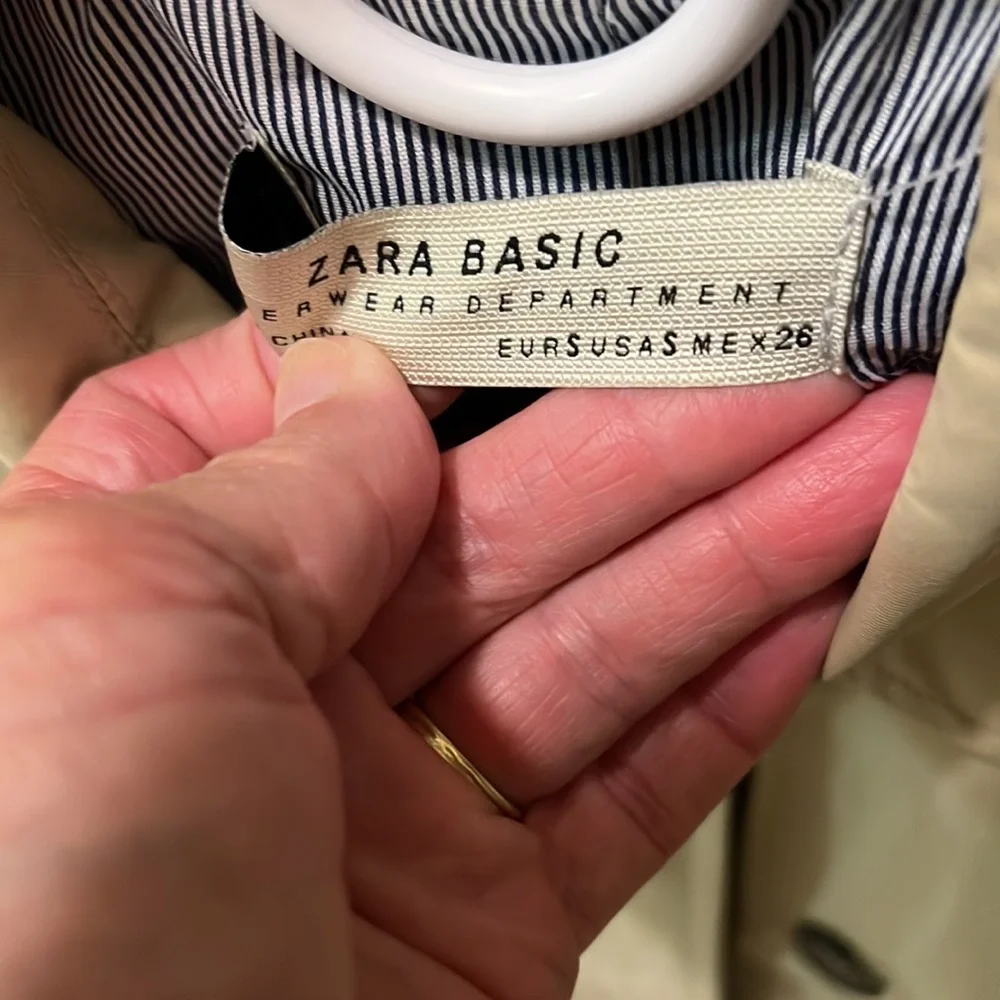 Trench Coat - Picture 6 of 7
